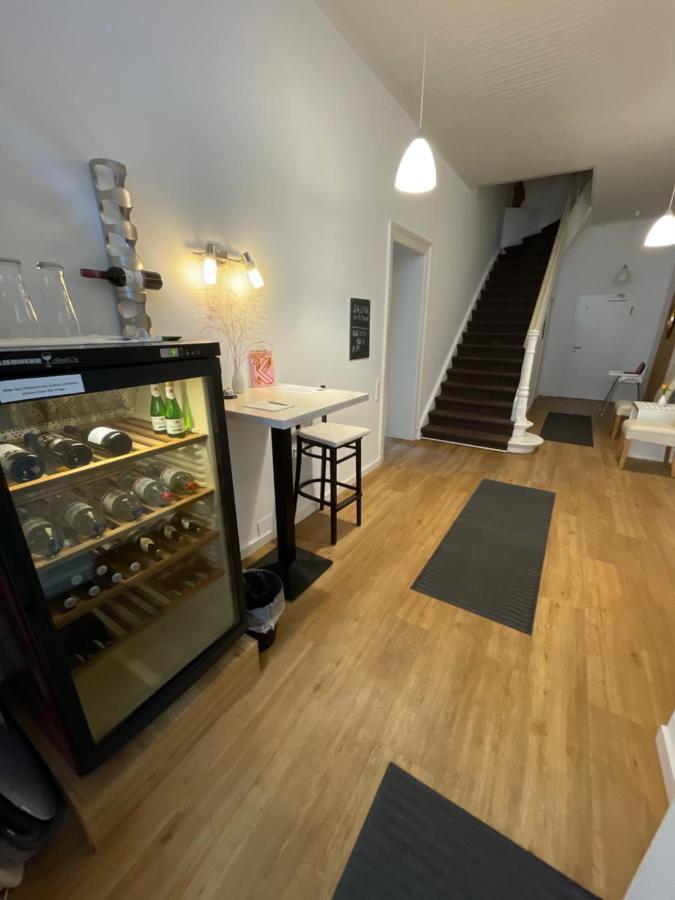 Two-Bedroom Apartment,1344907349:JPEG